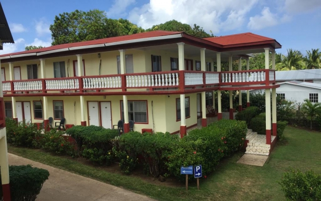 hotel sunrise -corn island-