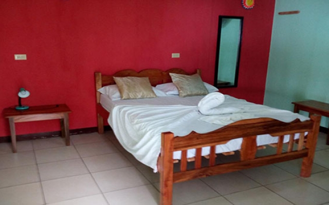 hostal miraflores -Hoteles Ometepe-