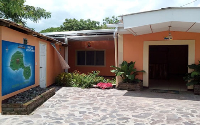 hostal miraflores -Hoteles Ometepe-