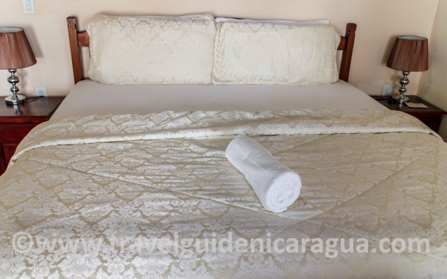 hotel casa canada -corn island-