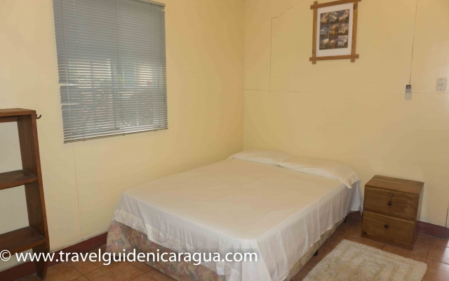 hostal coconut palms -corn island-