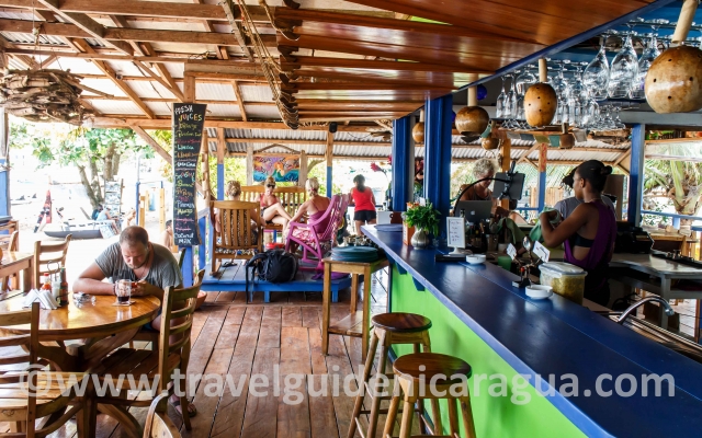 cafe desideri -little corn island-