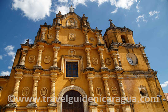 iglesia leon nicaragua