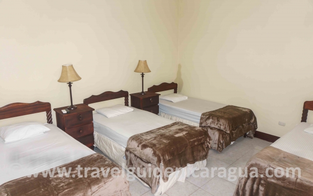 hotel santiago e los caballeros